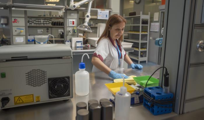 Limpieza profesional en sector farmacéutico y laboratorios